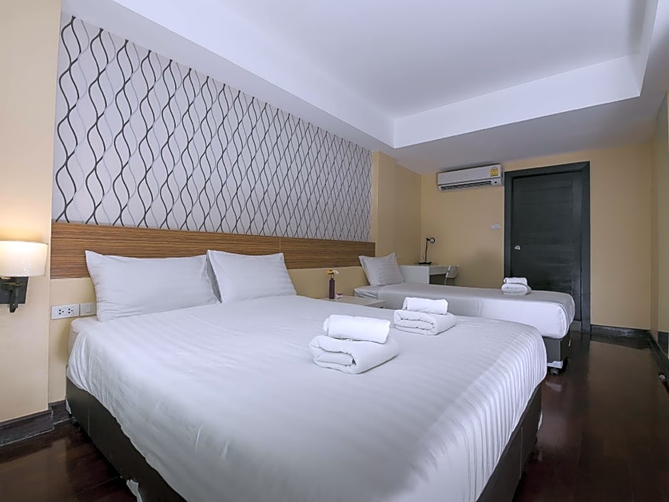 Snooze Hotel Thonglor Bangkok