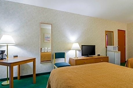2 QUEEN BEDS NONSMOKING