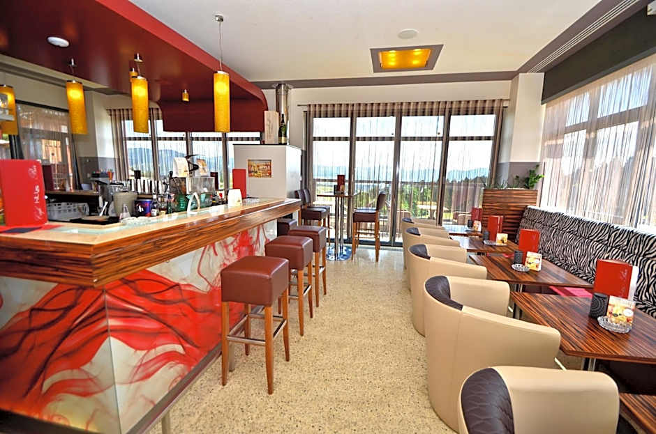 G.H. Knoll "Proellhofer" Cafe Bar Hills