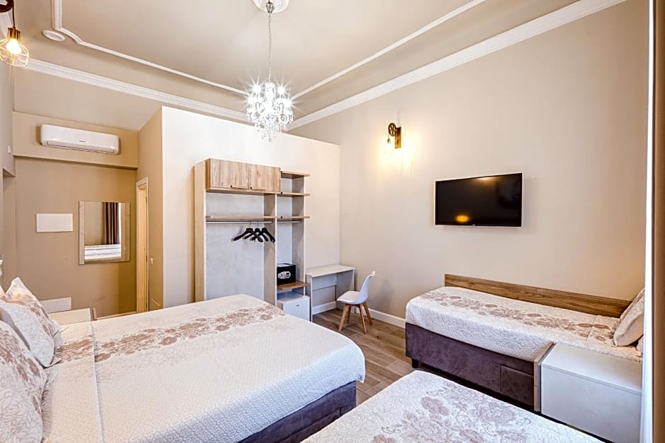 Hotel Bijou