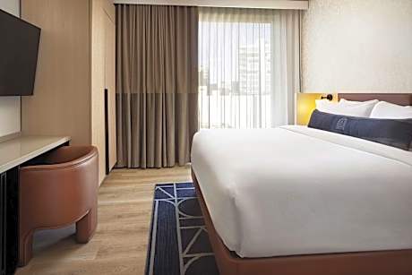 Palazzo Suite, 1 Bedroom Vice Presidential Suite, 1 King, Sofa Bed, Plaza View, Corner Room