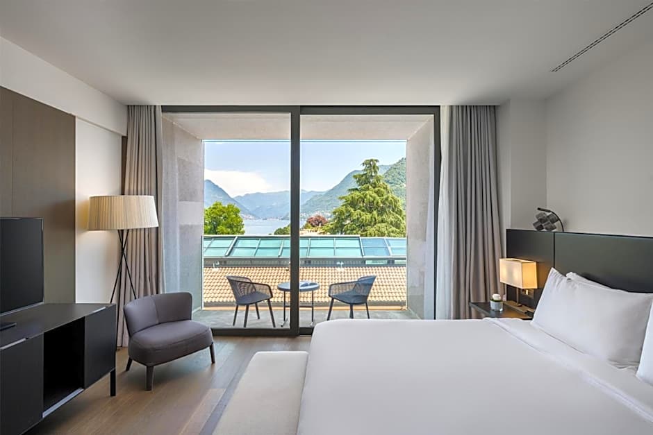 Hilton Lake Como
