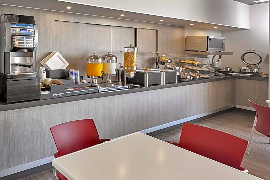 City Express Junior by Marriott Puebla FINSA