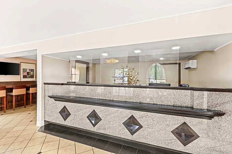 Best Western Hazlet Inn