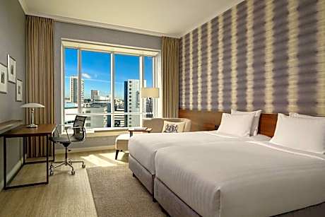 Deluxe Twin Room High Floor