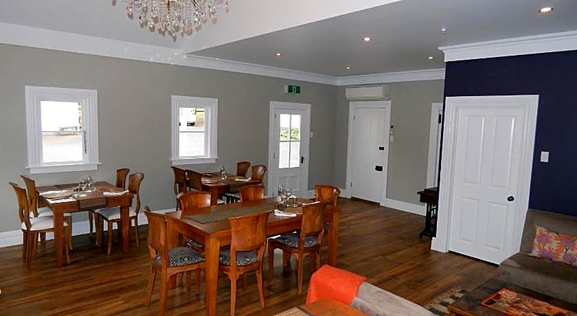 Lupton Lodge