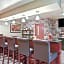 Cobblestone Hotel & Suites Pulaski/Green Bay