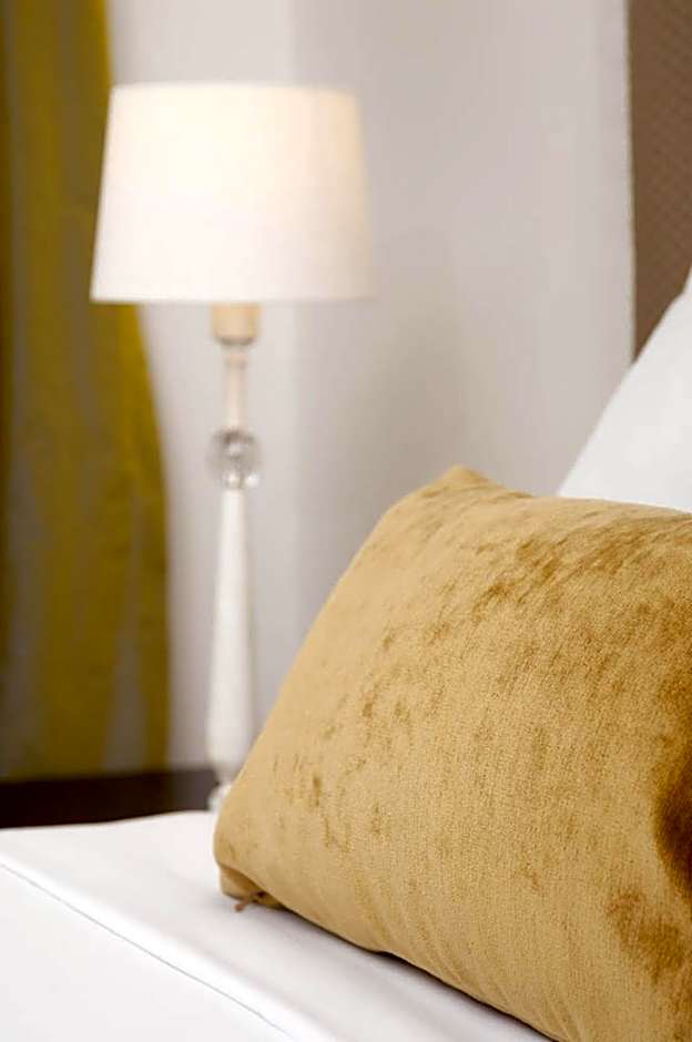 Quest Hamilton Serviced Apartments