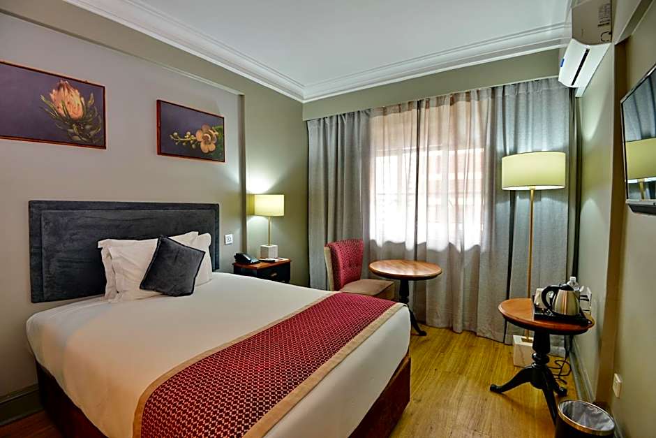 Cresta Jameson Hotel