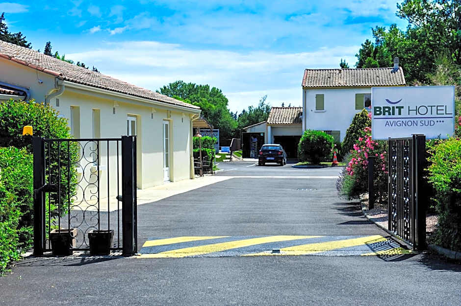 Brit Hotel Avignon Sud Le Calendal