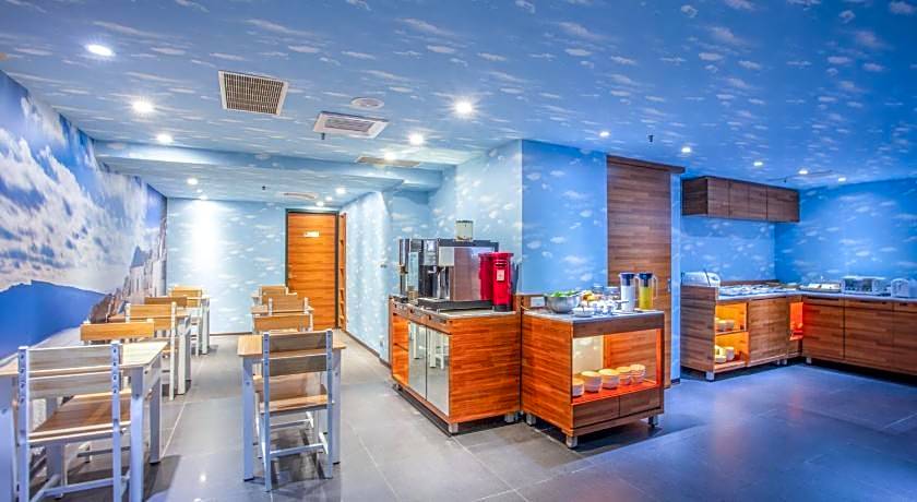 Hotel Cloud Arena-Daan