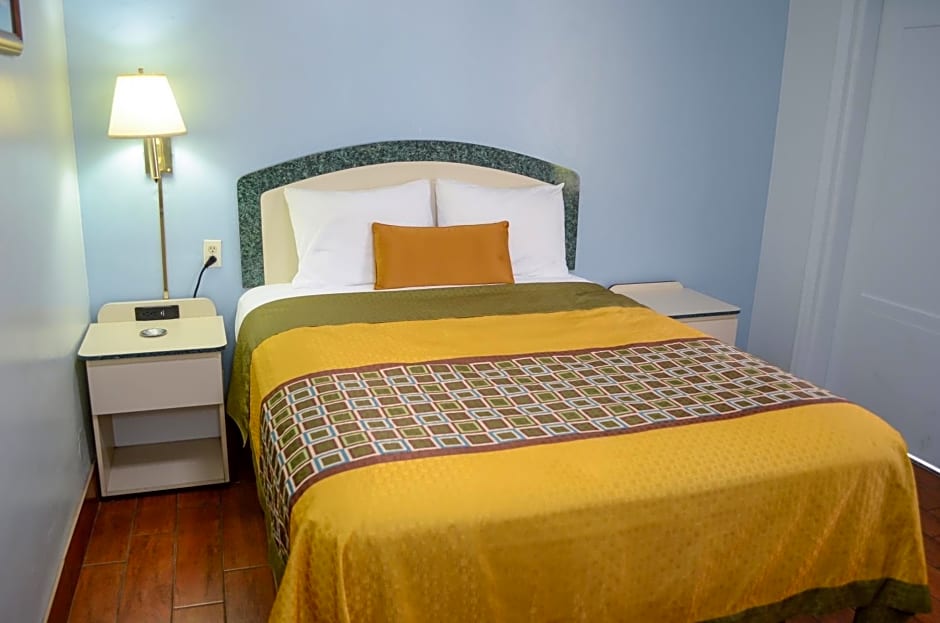 Economy Inn