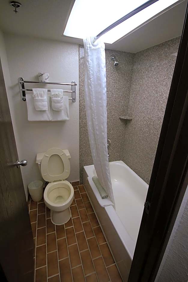 Atrium Hotel And Suites Dfw Airport