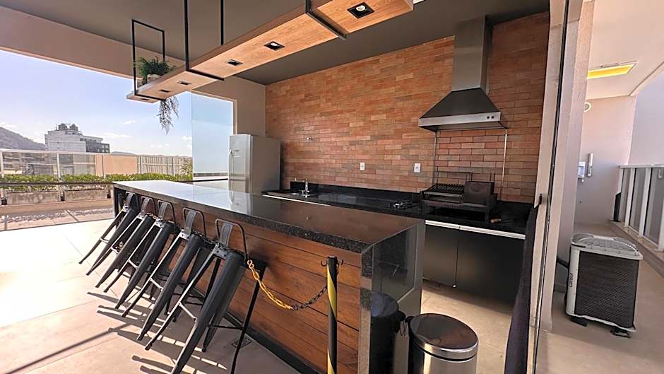 Studio Super Luxo com ar condicionado vaga piscina academia coworking etc