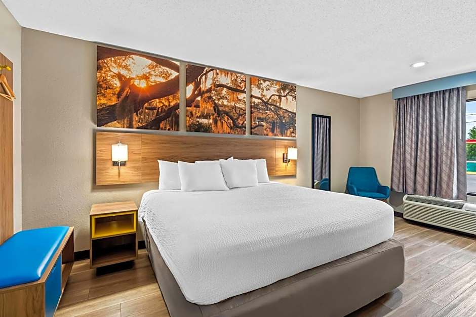 Days Inn by Wyndham Bainbridge