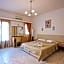Birds Villa Apartments with Heated Pool - Including Car and Breakfast