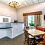 Econo Lodge Inn & Suites Radford-Blacksburg Area