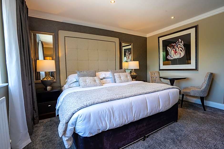 Killarney Oaks Hotel