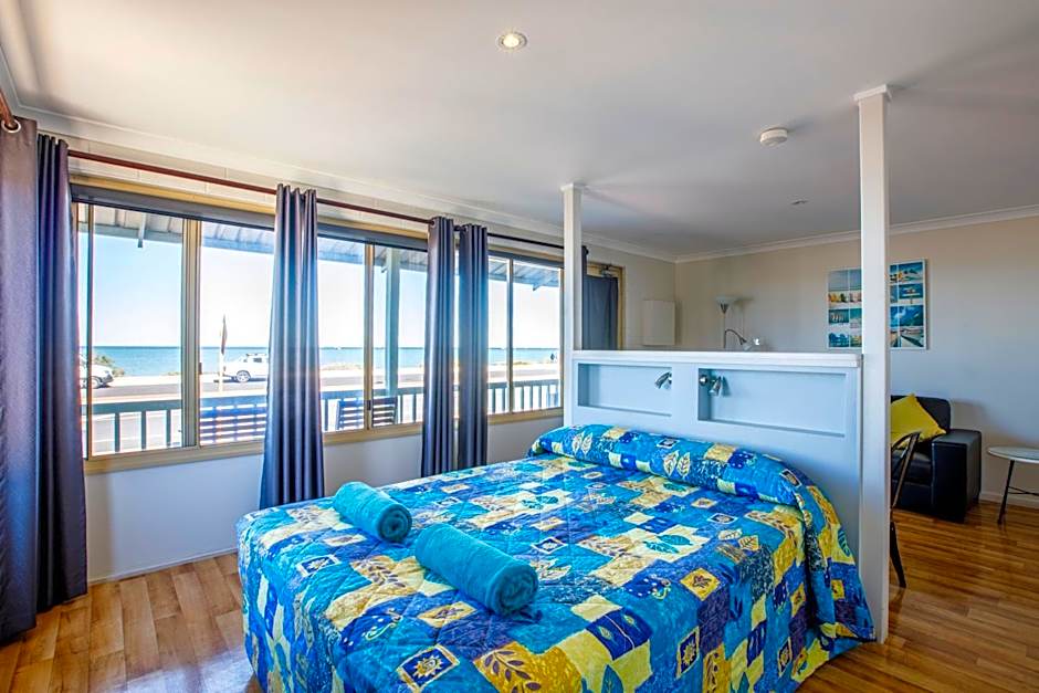Shark Bay Seafront Apartments