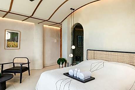 Summit Suite