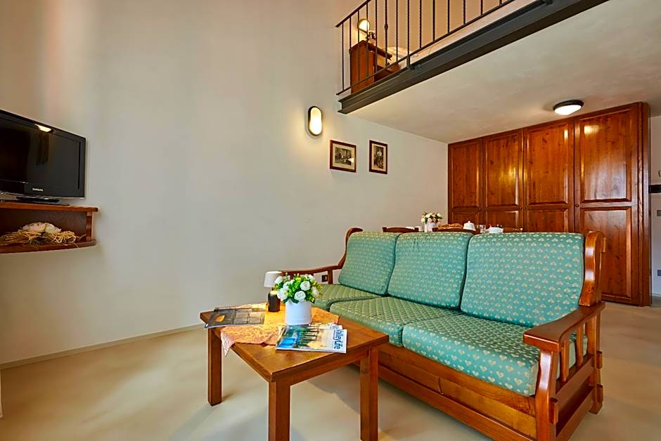 Casanova - Panoramic Rooms and Suites