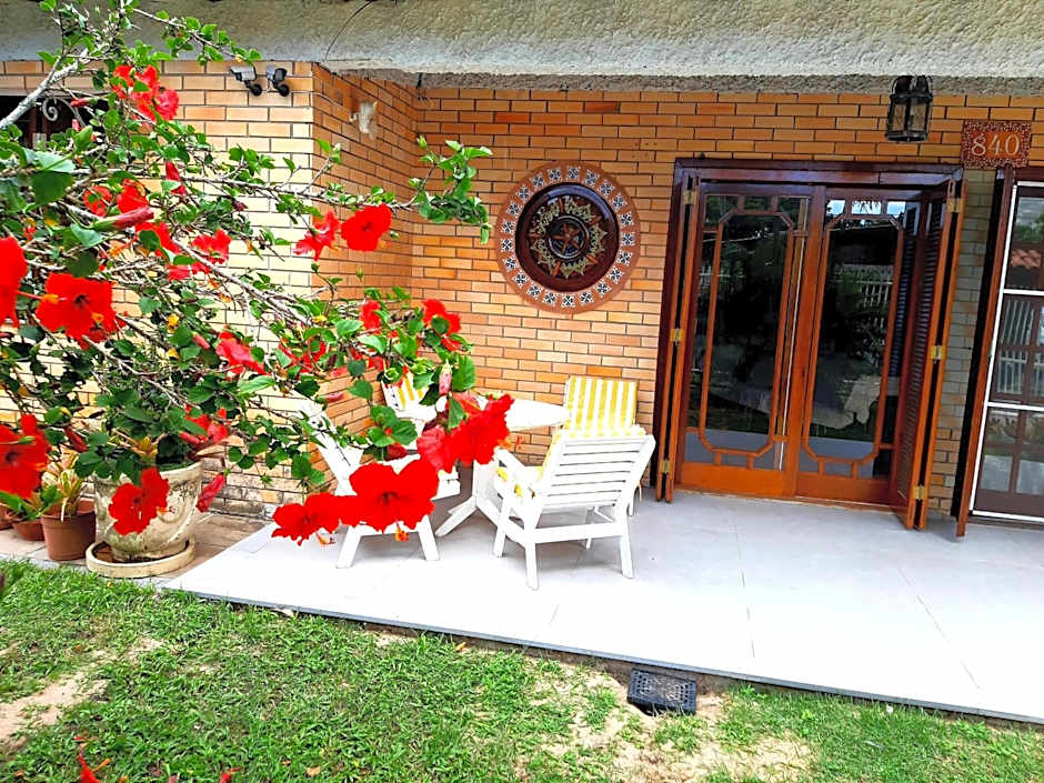 Casa ÍSIS de aluguel por temporada em Capão da Canoa com piscina