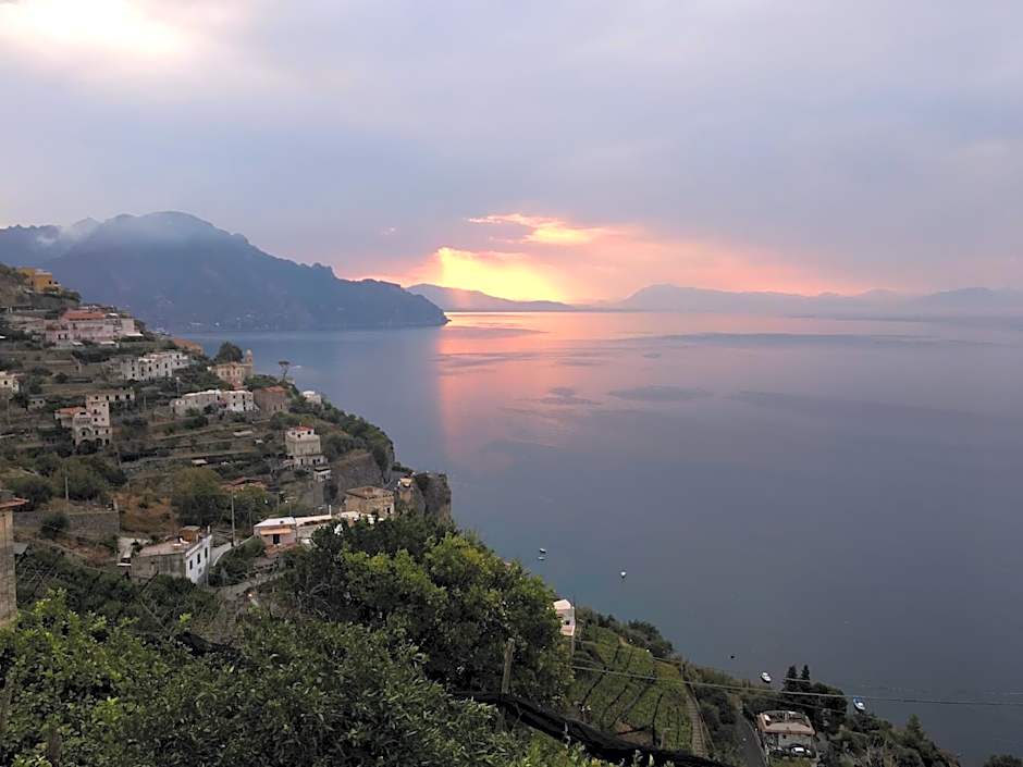 L'Antico Borgo Dei Limoni