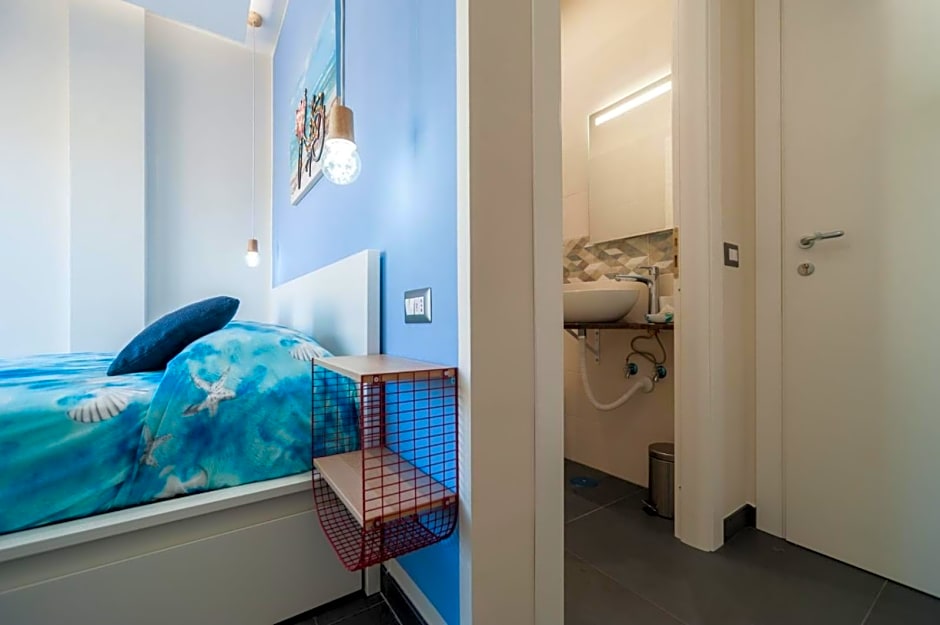 Attico Oltremare B&B – Naples, CO