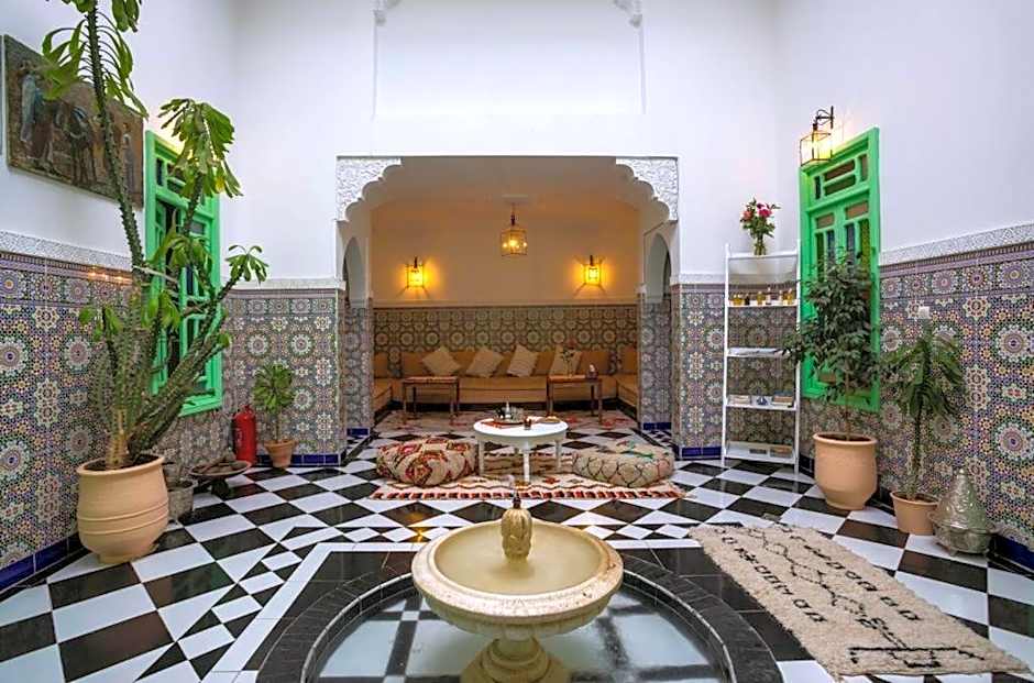 Riad Rose Meryam