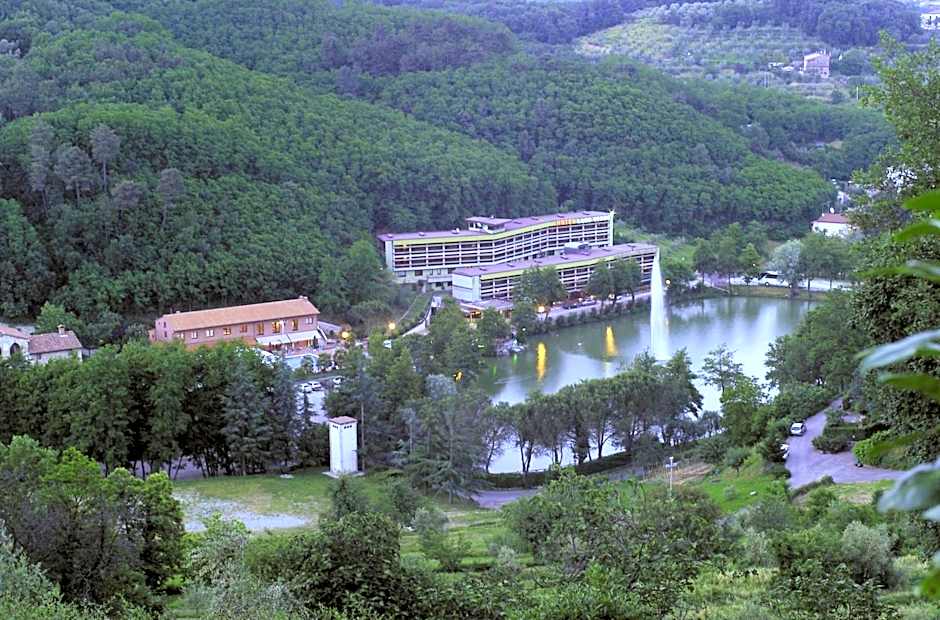 Hotel Lago Verde