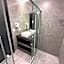 Suite with Hot and Cold Air Conditioning