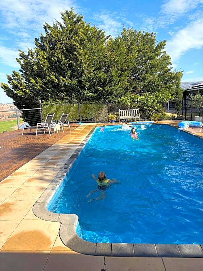 Amazing Views Pet Friendly Bed and Breakfast