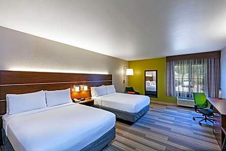 Twin Room - Disability Access with Bath Tub