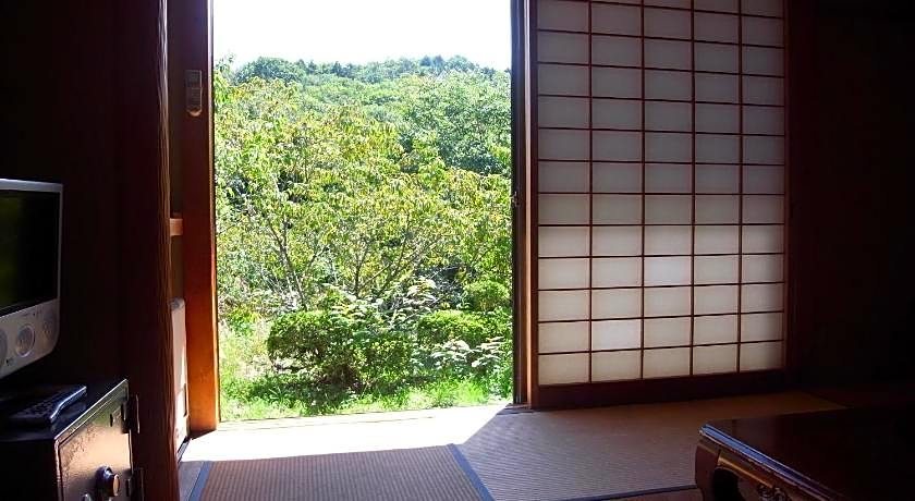 Tokonamiso Ryokan