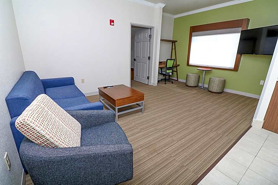 Holiday Inn Express Hotel & Suites Greenville By IHG