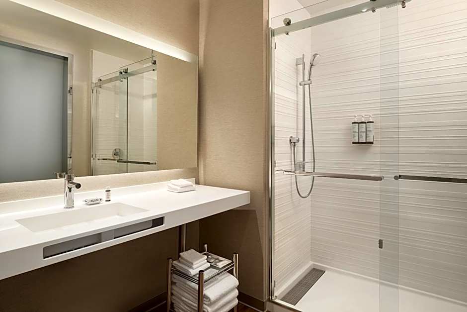 AC Hotel San Rafael Downtown