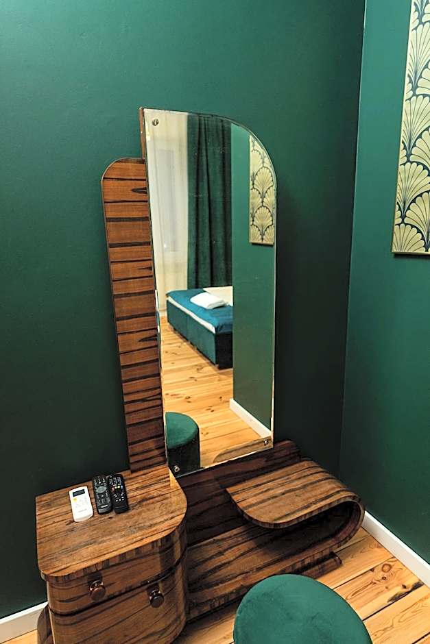 Elegant Apartments