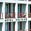 Hotel Voltaire 1 place voltaire Arles