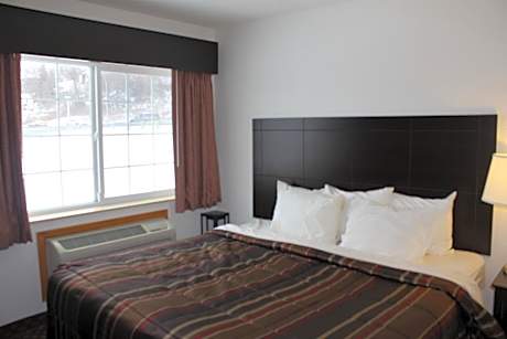 Standard Double Suite
