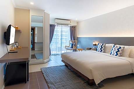 Deluxe Double Room with Balcony