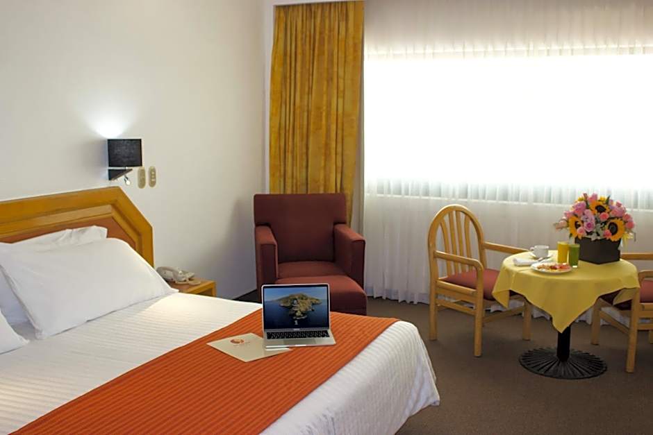 San Juan Park Hotel