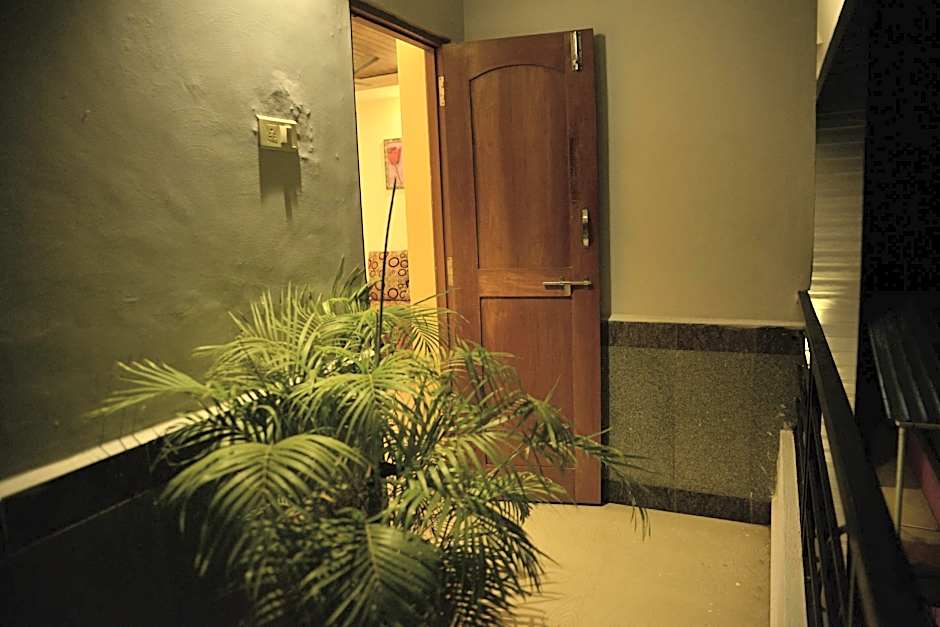 Aditi Comforts Service Apartment