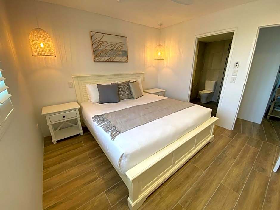 Bay Royal Apartments