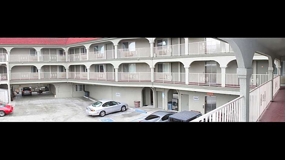 Colony Inn