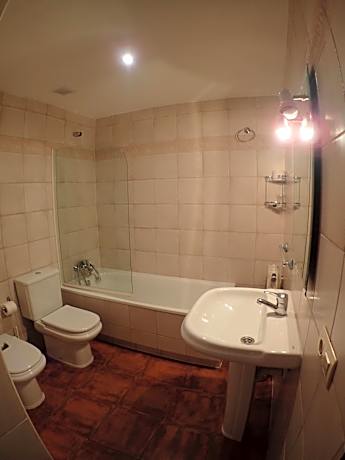 Hostal Santiago - Alojamientos en CARRION DE LOS CONDES