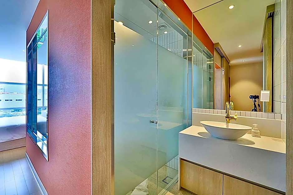 Browndot Signature Hotel