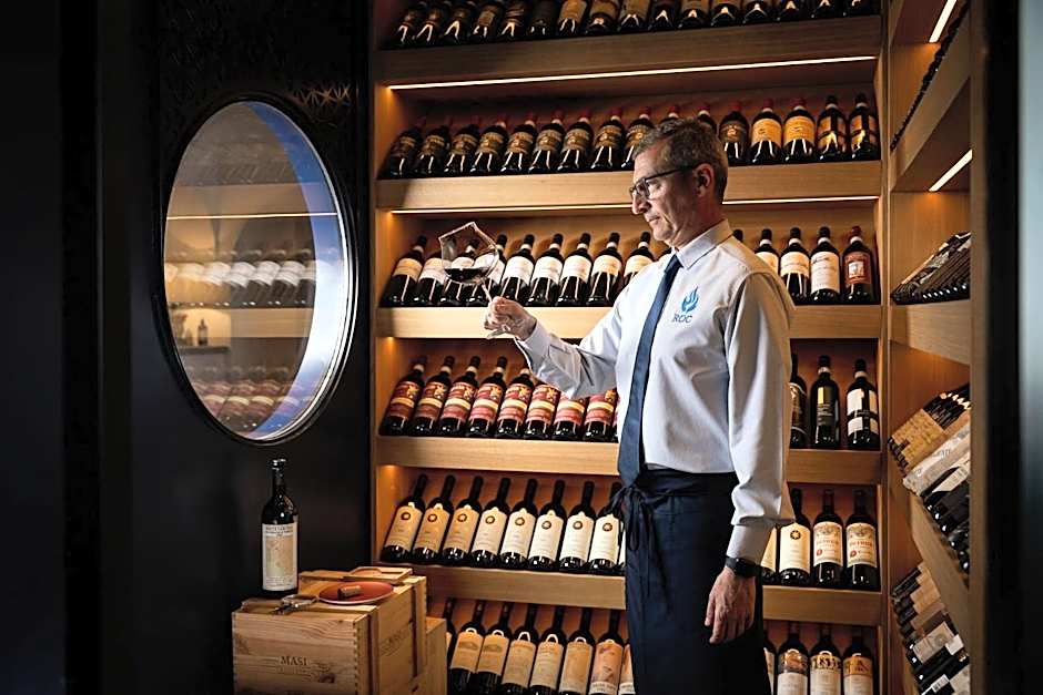 Hotel Eden Roc Suites