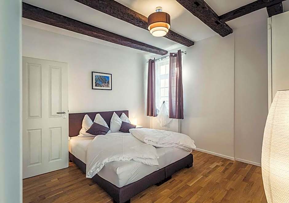 Ferienwohnungen und Boardinghouse Heimbach in Lahr