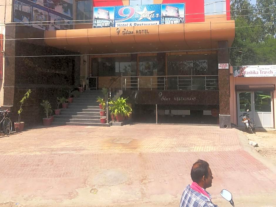 MD 9 Star Hotel