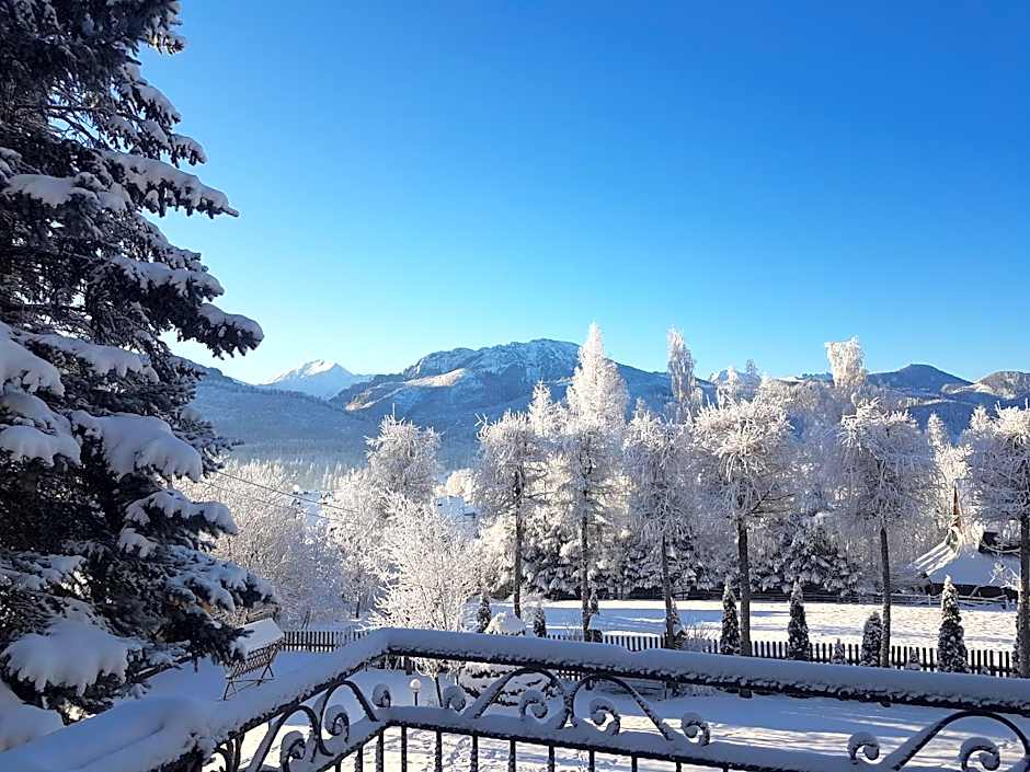 Willa u podnóża Tatr Cztery Pory Roku